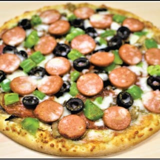 Persian Makhloot Pizza